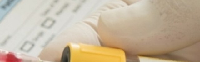 Dečko je poklonio komplet za DNK testiranje svojoj devojci za rođendan i uskoro je pretvorio u bivšu!