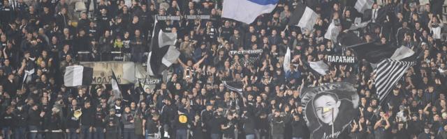 Maskirani navijači Zvezde pretukli igrače Partizana! Upali u autobus i POVADILI LETVE I KAIŠEVE, ima teže povređenih među mladim fudbalerima