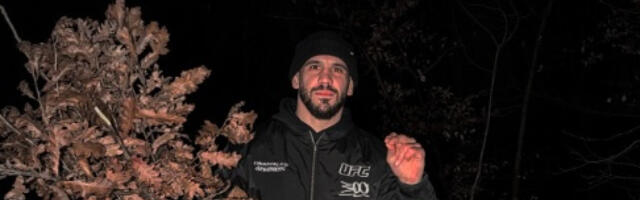 Sa sinom u šumu po badnjak: Najbolji srpski MMA borac poštuje tradiciju za Badnji dan (FOTO)