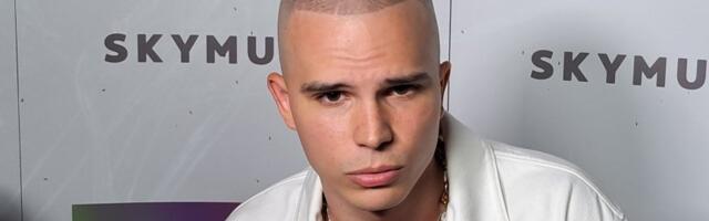 Ovo ne želite da čujete! Vojaž krči kao pokvarena ploča - Narod šokiran: "Šta je ovo? Krvare mi uši"