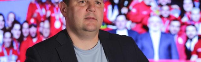 Spektakl! Almir Memić i Jovan Nikolić se bore u profi ringu 2027. godine za najveći honorar u istoriji