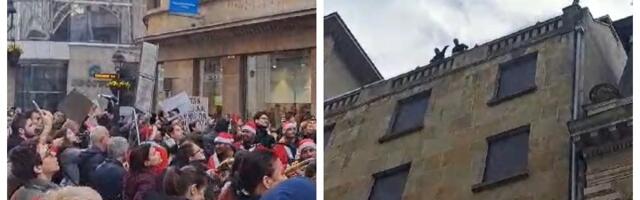 Bacili flaše i limenke na studente tokom protesta