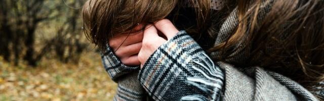 Da li ćete se razboleti ako izađete napolje sa mokrom kosom? Konačno razrešena dilema