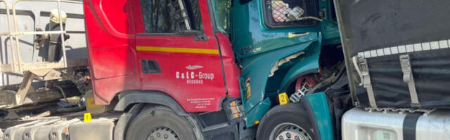 Velika nezgoda na Krčevačkom putu: Dva šlepera se sudarila, stanje vozača i dalje nepoznato