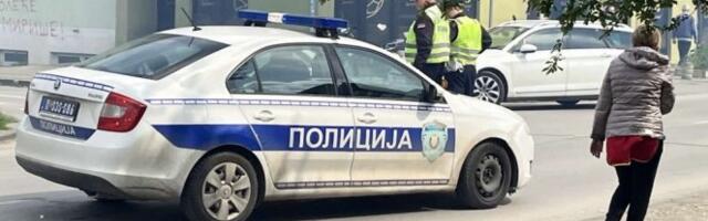 UHAPŠEN OTAC DEČAKA (13) KOJI JE SEKIROM NAPAO MAJKU I SINA! Osumnjičeni maloletnik zanemeo u policiji