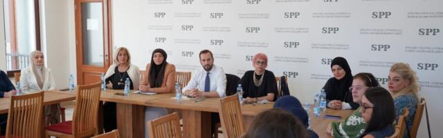 Predstavnici Fondacije Konrad Adenauer sa Ženskom mrežom i Mladim SPP