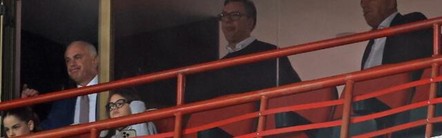 "Gospodaru, zapovedaj" i Vučićevo poigravanje sa sportom: Da li se porazi na stadionima preslikavaju na rejting?