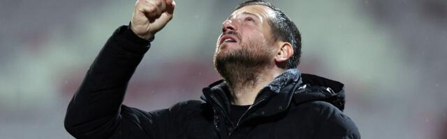 Gde je Nenad Lalatović, tu je šou: Debitovao u Novom Pazaru, video sjajan doček i gol sezone - petom kroz noge