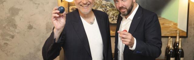 "LJUTIM SE KAD MI RAZBIJU JAJA!" Čedomir Jovanović Vaskrs slavi sa Acom i decom: Otkrio tajnu kako jaja da budu tvrđa