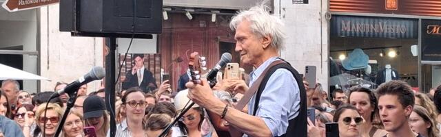 Darko Rundek, uoči koncerata u Luci Beograd, objavio dva live albuma