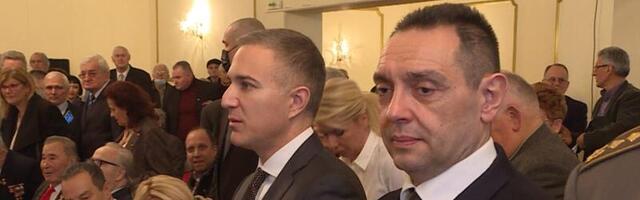 Ministri beže od novinara, Vulin ignorisao pitanje ko su batinaši iz Šapca
