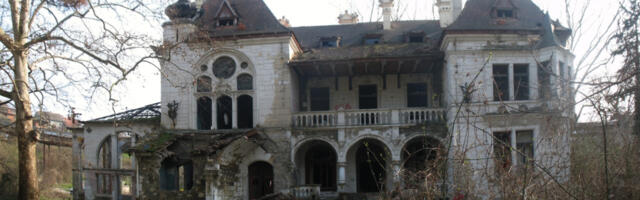 Propada Špicerov dvorac: Zidovi i krov se obrušavaju