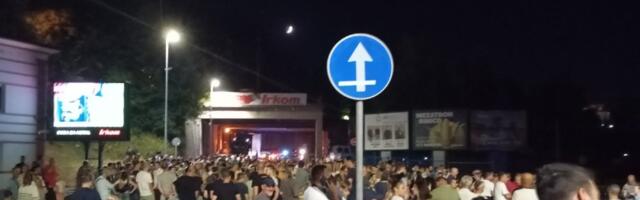 Blokada saobraćajnica i u Užicu: Podrška kroz građansku neposlušnost (FOTO)