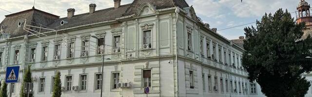 Četvoro Zrenjaninaca na listama najboljih službenika u službama za katastar nepokretnosti