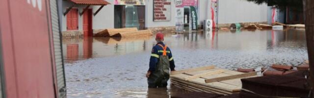 POTPUNA KATASTROFA! Velike poplave POGODILE Grčku, više od 150.000 hektara pod vodom! (FOTO)