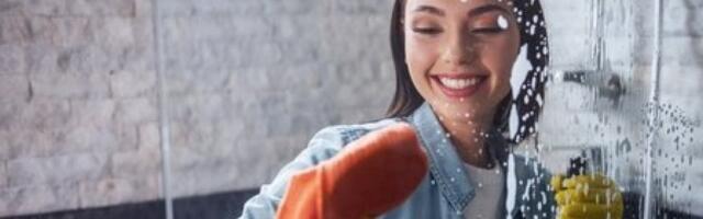 Jedno sredstvo čisti celu kuću: Napravite ga od svega par sastojaka i uštedite novac