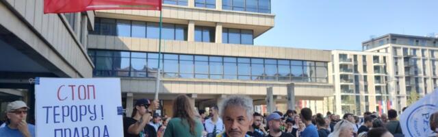 Pred protest u Srbiji obustava železnice zbog dojava o bombama i pritvaranja
