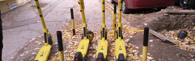 Nišlije koriste električne trotinete preko aplikacija, ali kažu da nedostaju kacige