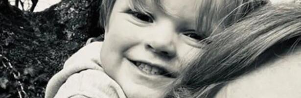 UŽASNA SMRT MALIŠANA (2), DEČAKA PREGAZILA MAMINA PRJATELJICA: Vozila u rikverc pa udarila u dete, on se radovao što je vidi