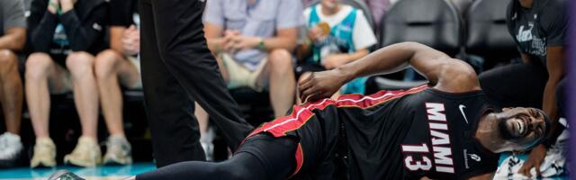 "Morao je da bude izbačen!" Nesportski potez šokirao NBA, Jovićev trener ogorčen: Glup i opasan potez! /VIDEO/