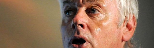 “ŠIRIO LAŽNE INFORMACIJE”: Dejvidu Ajku obrisan Youtube kanal