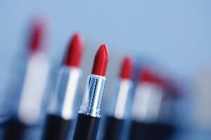 Како руж за усне пркоси инфлацији