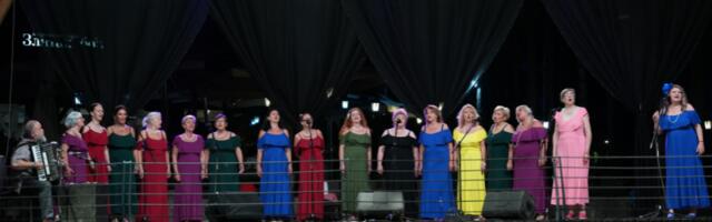 Koncert sastava Ogrlica od bisera na Kraljevom trgu