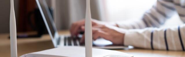 Ovaj uređaj troši struju i kad ga ne koristimo, a svi ga imamo u kući