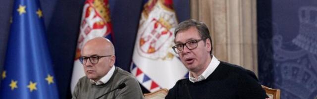 VUČIĆ I VUČEVIĆ RAZGOVARAJU SA MLADIMA: SNS organizuje tribinu "Budućnost, a ne prošlost"