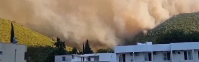 Bukte požari širom CG, porodice hitno evakuisane (VIDEO)