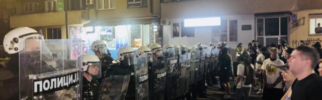 Protest u Nišu: Nekoliko studenata privedeno, policija opet sprečila odlazak do SNS-a