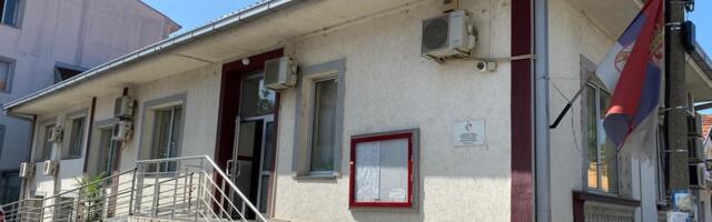 Sutra isplata redovne, u sredu privremene novčane naknade