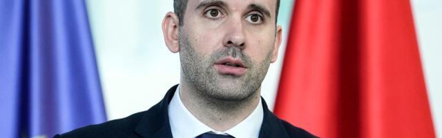 "DA PREMIJER I MINISTRI IZAĐU IZ EKONOMSKE KRIZE ": Penzioneri iz Crne Gore organizuju prikupljanje pomoći za Spajićev kabinet!