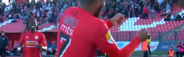 Dao gol pa ga proslavio na čudan način, dva prelepa pogotka obeležila "derbi Radničkih" u Kragujevcu