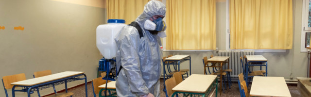 Godinu dana korone: Brojevi obolelih mnogo veći, živci mnogo tanji