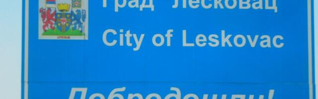 Vlast plaća auti prevoznicima na “majke mi”, niko ne vodi evidenciju broja prevezenih putnika, nema gradskog prevoza niti autobuskih stajališta