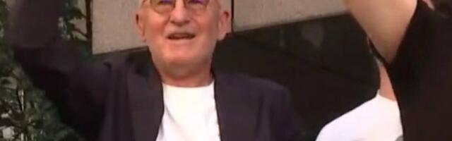 Dva lica Zvezde: Muslin na bini kod studenata, Kešelj uz Anu Brnabić