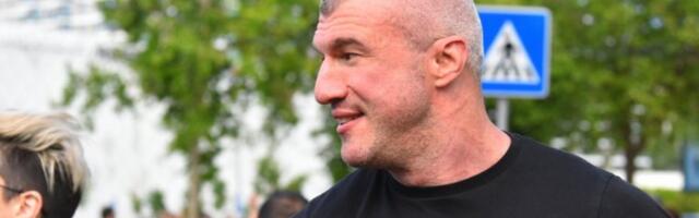 BRUKA: Bačulov krenuo da popuje, psuje i preti javno, pa se izblamirao (VIDEO)