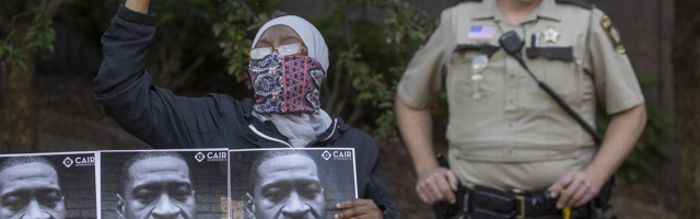 RASNI NEMIRI U AMERICI: Vatra na ulicama, jedna osoba poginula