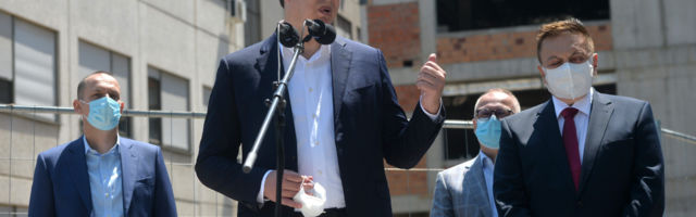 Vučić: Očekujemo vakcinu do kraja godine, vodimo pregovore sa jednom zemljom
