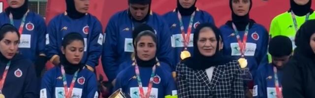 Iranski sportisti i glumci u tišini odaju počast ubijenim demonstrantima