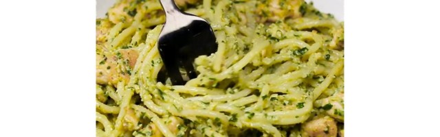 Špagete sa spanaćem i pesto sosom