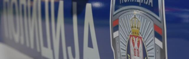 PALI ŠVERCERI KOD BAČKOG BREGA: Uhvaćeni u pokušaju krijumčarenja firmirane garderobe