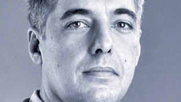 Restlovi, Vulin i Fejsbuk