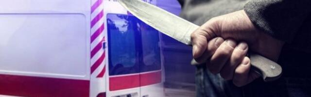 HOROR! SEVAO NOŽ U VOZU! Muškarac (46) izbo tinejdžera (16)! Užasu žestoka prethodila svađa!