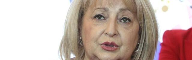 Zečević: Đukić Dejanović ne razume da su prosvetnim radnicima deca važnija od para.