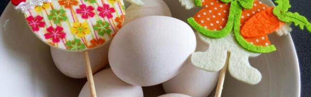 Kako najlakše izbeliti jaja? Trik zbog kog će vam vaskršnje boje biti lepše nego ikada