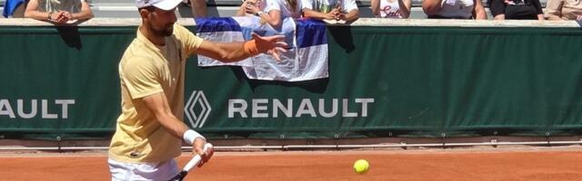 Novak Đoković po paklenoj vrućini u Parizu na treningu sparingovao sa jednim od najboljih dubl igrača sveta