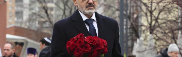 POLJSKI AMBASADOR NAPADNUT U RUSIJI NA PUTU DO CRKVE! Grupa ljudi ga okružila i pokušala da ga udari, obezbeđenje hitno reagovalo