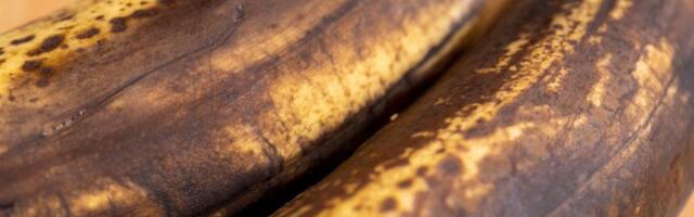 Ni u frižideru, ni u ostavi: Ovo je najbolje mesto za čuvanje banana da vam ne bi potamnele